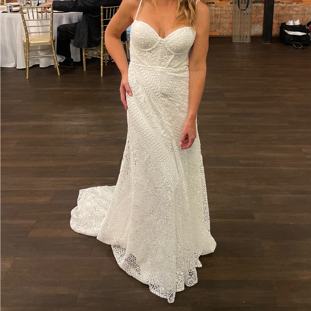 BHLDN Ivory Lace Bridal Gown